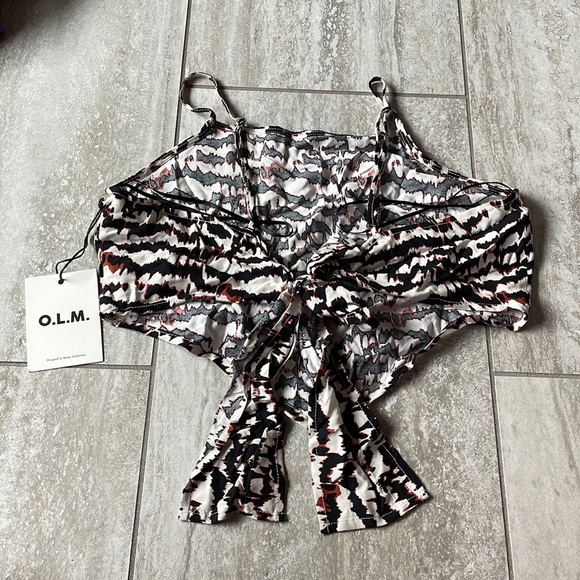 O.L.M.handkerchief cropped tank top Large animal print for women - Picture 2 of 2